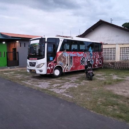 Titan'S Greenhouse Banyuwangi  Exterior foto